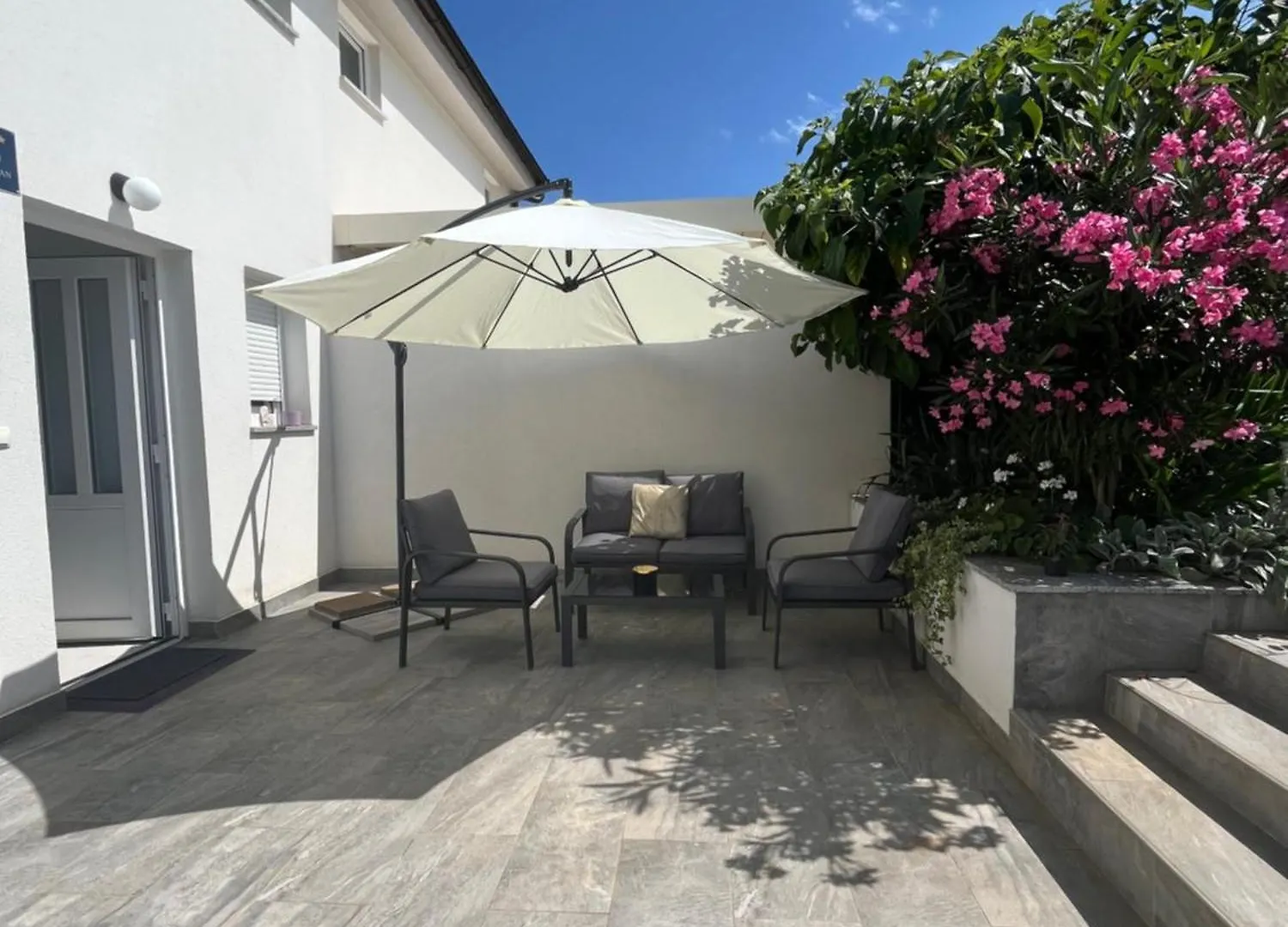 Melimar Apartment Icici
